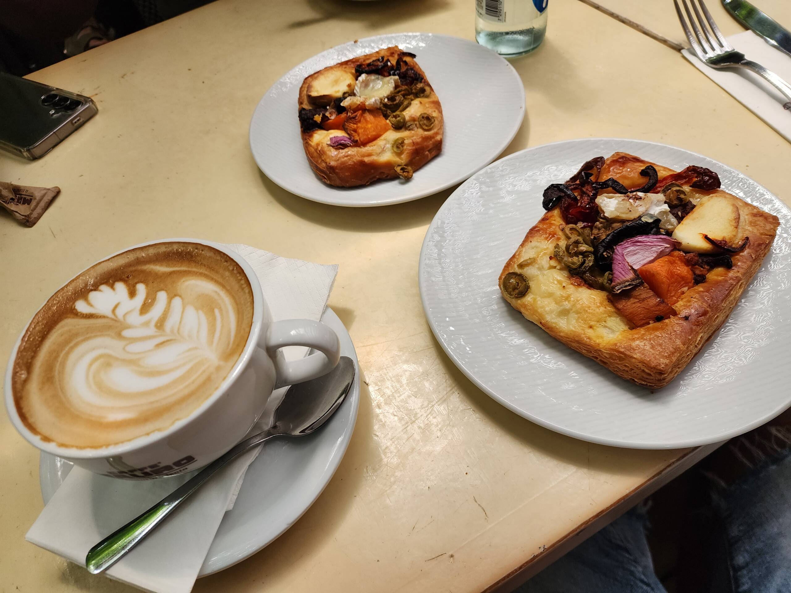 European Food Is Not Making You Thin, Walking Is